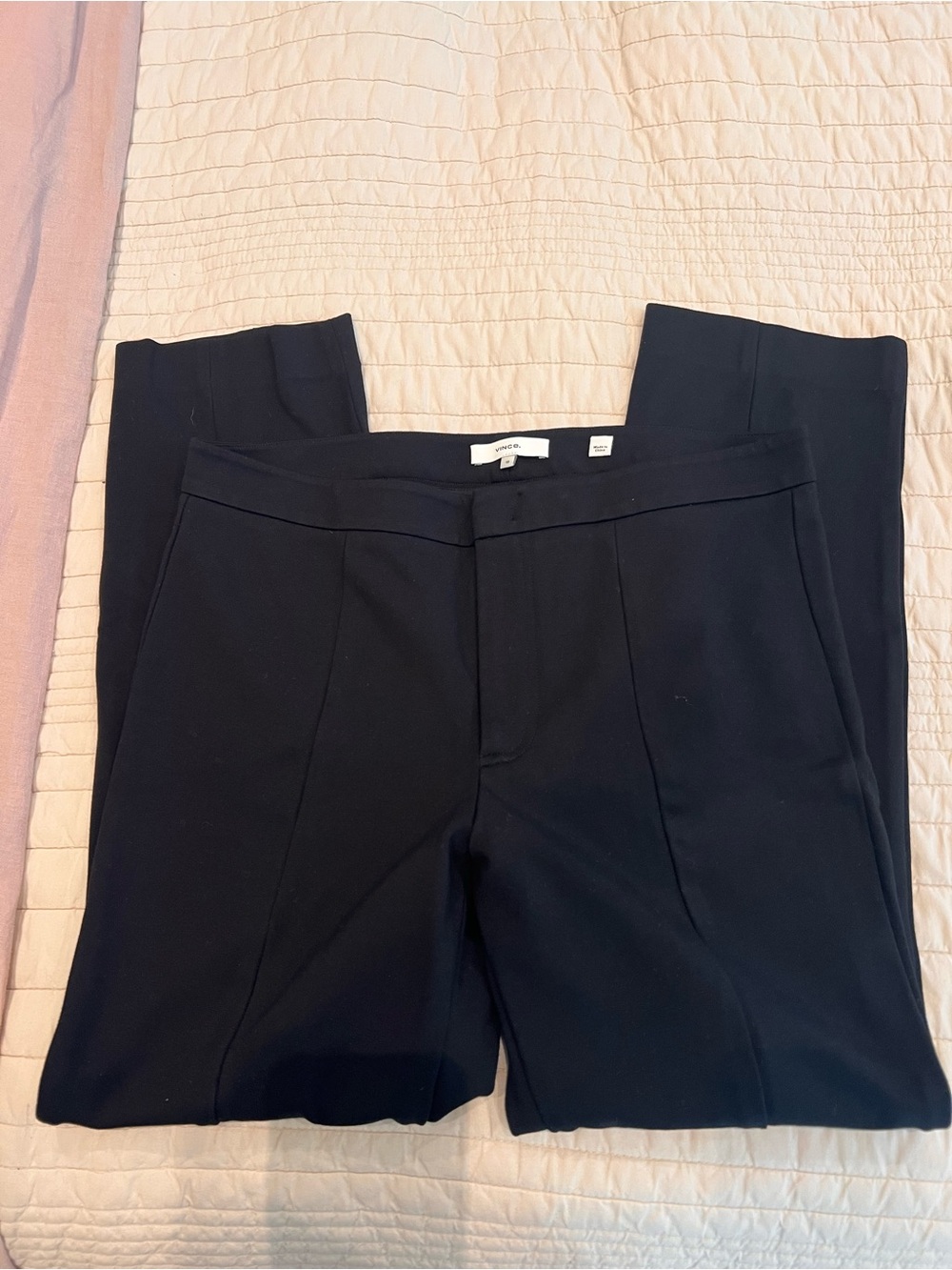 NWOT Vince Black Straight-Leg Ponte Pants. Size 10